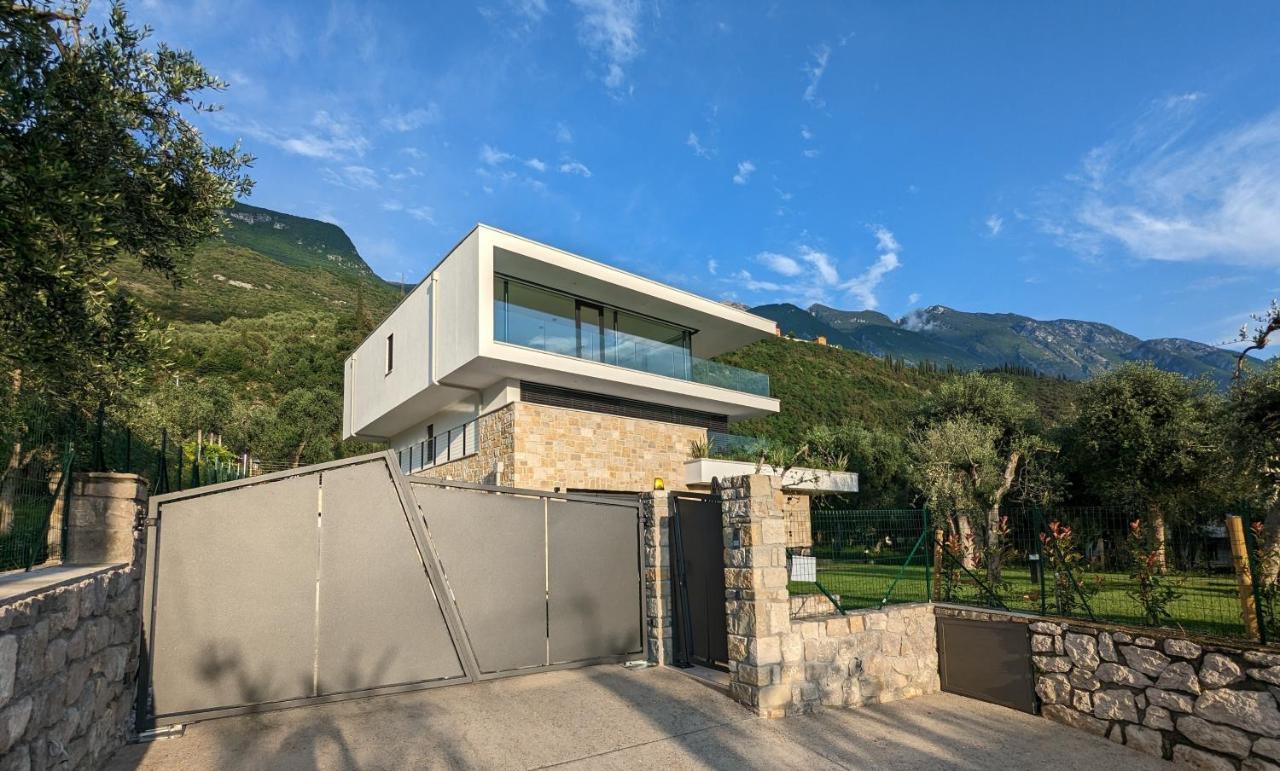 Olivo Luxury Apartments Мальчезіне Екстер'єр фото